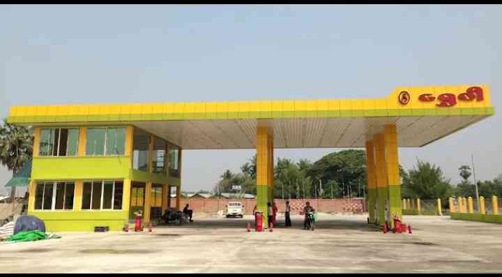 ရွှေဝါ စက်သုံးဆီအရောင်းဆိုင်အမှတ်(၂)